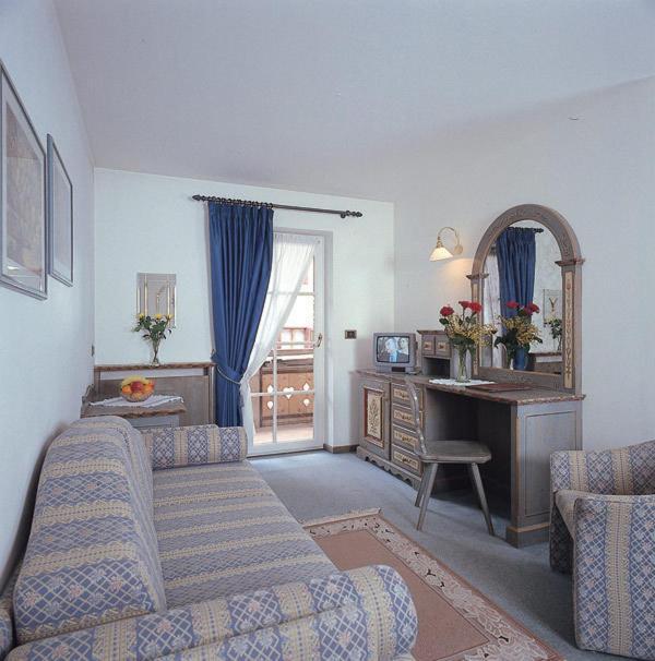 Hotel Garni Soreie Поцца-ди-Фасса Номер фото