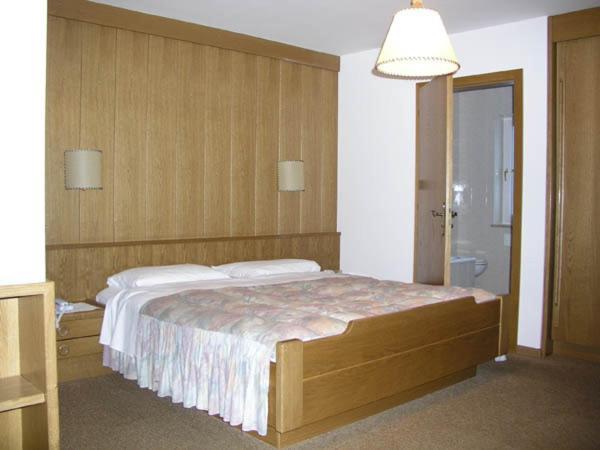 Hotel Garni Soreie Поцца-ди-Фасса Номер фото