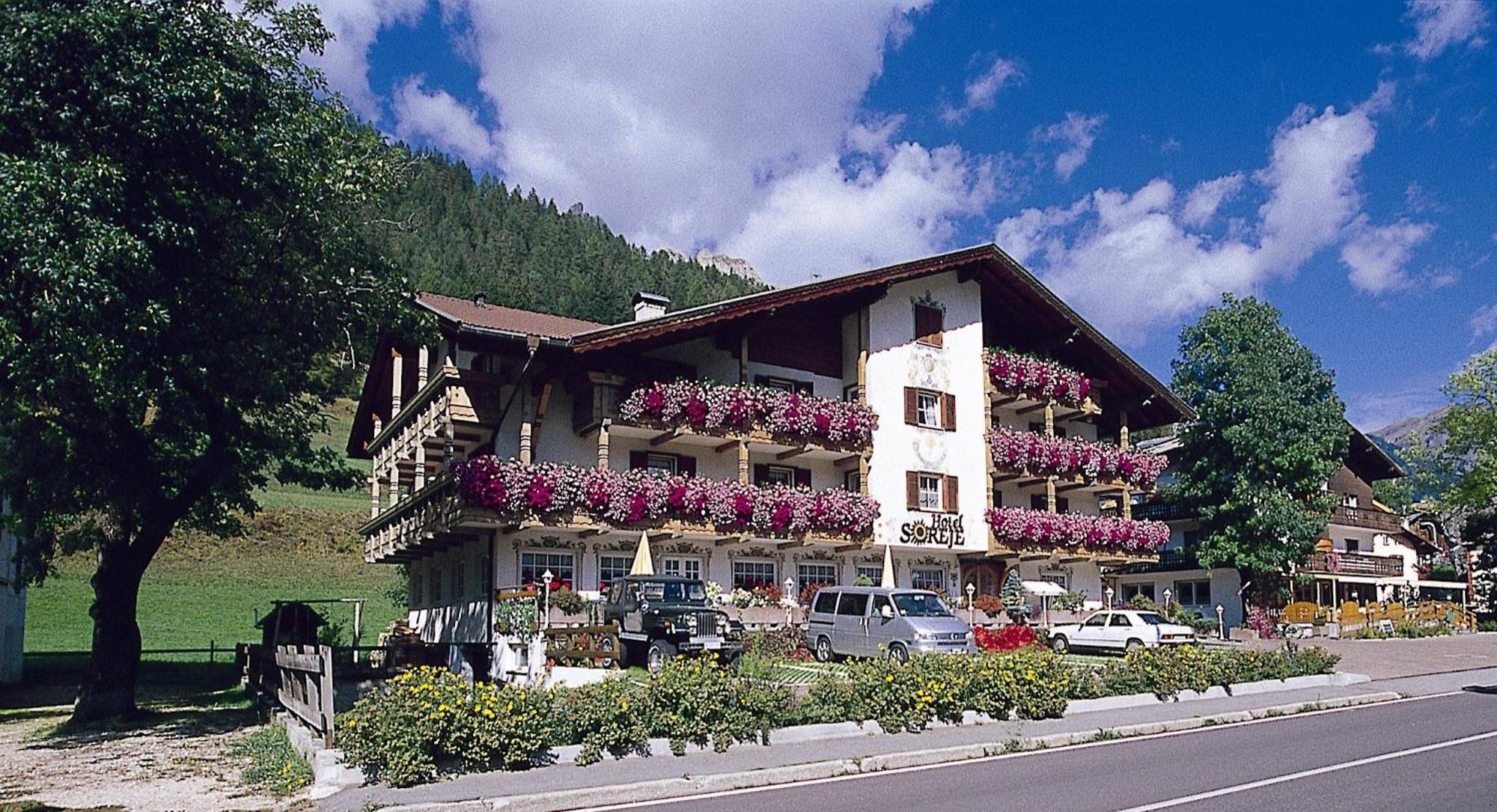 Hotel Garni Soreie Поцца-ди-Фасса Экстерьер фото