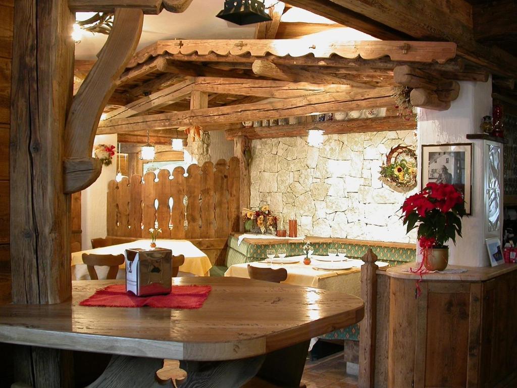 Hotel Garni Soreie Поцца-ди-Фасса Экстерьер фото